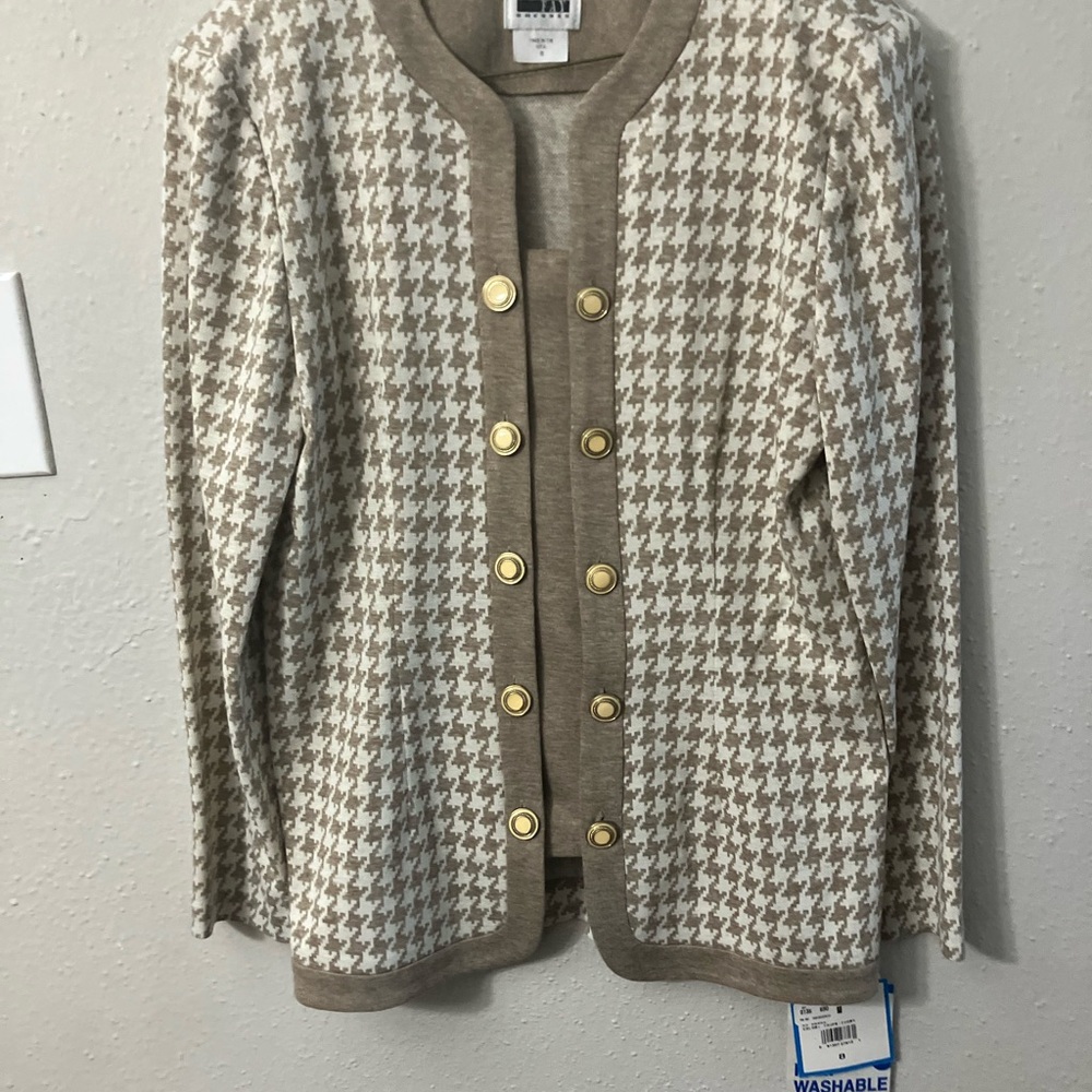 Leslie Fay Women's Tan Houndstooth Sweater - Picture 7 of 16